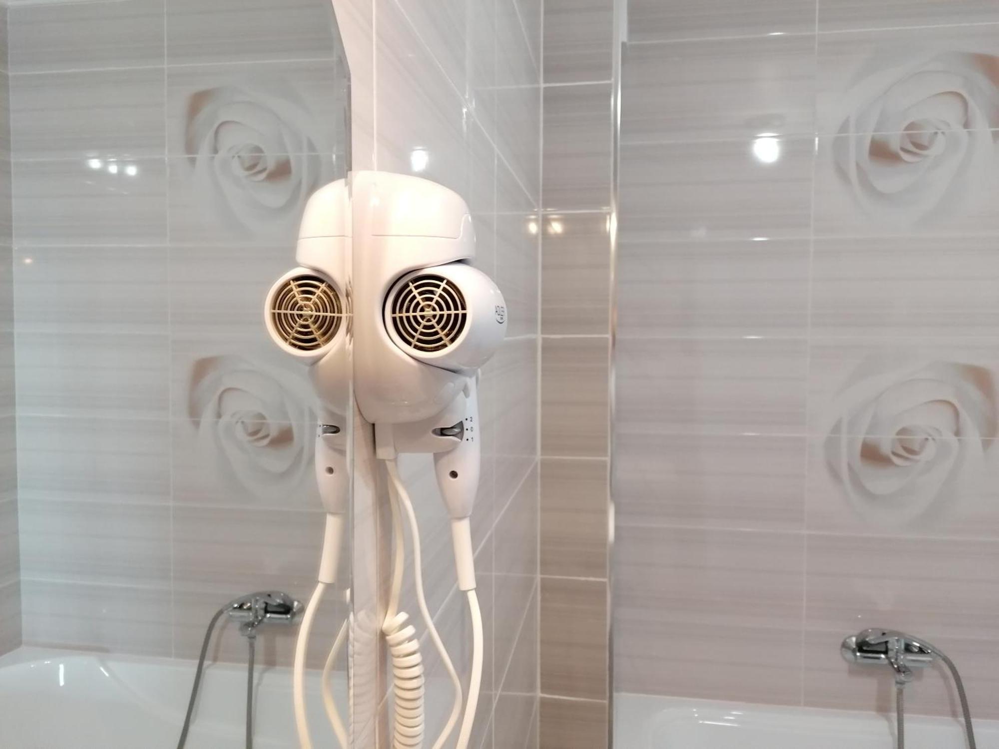 Ama Apartament Cu Terasa 50 Mp & Parcare Брашов Стая снимка